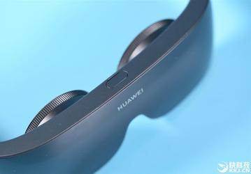 Рекордно легкие очки Huawei VR Glass поступают в продажу