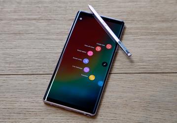 Samsung случайно выпустила стабильную версию Android 10 раньше времени