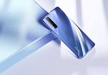 Главный конкурент Redmi K30 5G играет мускулами в бенчмарке