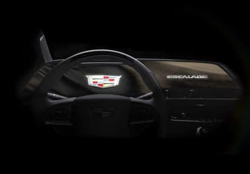 Назван поставщик изогнутых 38-дюймовых дисплеев OLED для автомобилей Cadillac