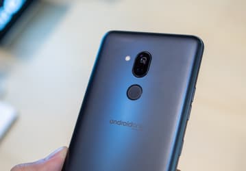 LG начала исправляться? Компания обновила до Android 10 уже второй смартфон