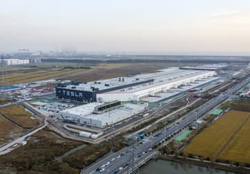 Электромобили Tesla Model 3 могут подешеветь на 20% и более