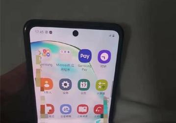 Samsung Galaxy Fold 2 унаследовал самую раздражающую черту предшественника