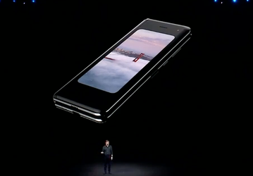 Плата за премиум. Чехол для Samsung Galaxy Fold будет стоить 135 долларов