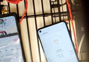 Samsung Galaxy A60 впервые показался на живых фотографиях. Результаты тестов