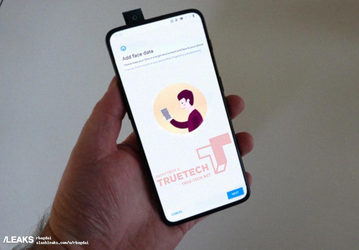 Фото дня: OnePlus 7 во плоти