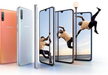 Дешевле Galaxy S10 вдвое и вчетверо. Samsung назвала цены в России на смартфоны среднего уровня Galaxy A40 и А70 с впечатляющими характеристиками
