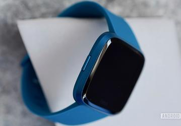 Представлены Fitbit Versa Lite — вероятно, самые дешёвые умные часы с полноценной операционной системой