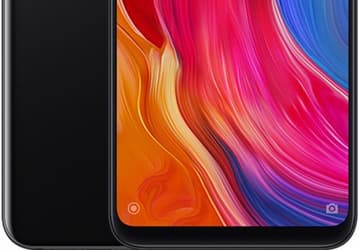 Для смартфона Xiaomi Mi 8 выходит Dark Mode
