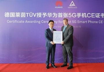 Huawei Mate X — первый 5G-смартфон, которому разрешили выйти в Европе