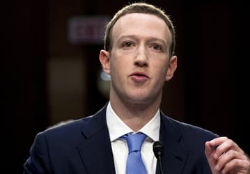 В Facebook знали, что Cambridge Analytica собирает данные пользователей, до того, как разразился скандал