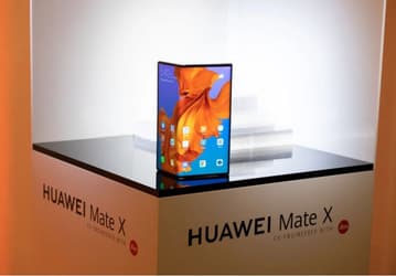 Надёжнее Samsung Galaxy Fold. На производственной линии Huawei Mate X закрутили гайки