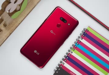 Актуальный флагманский смартфон LG имеет лучшую автономность, чем две из трёх моделей линейки Samsung Galaxy S10