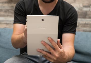 Больше iPad Mini и iPad Pro. Samsung выпустит Galaxy Fold с гибким дисплеем диагональю 8 и 13 дюймов
