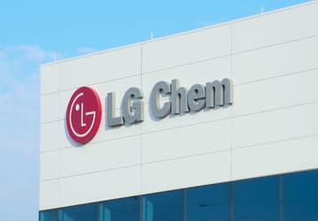 LG Chem обвиняет SK Innovation в краже коммерческих секретов