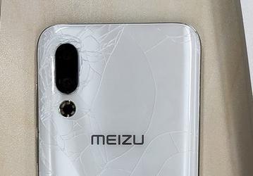 Вчера представили, а сегодня — «паутинка»: Meizu 16s уже разбили