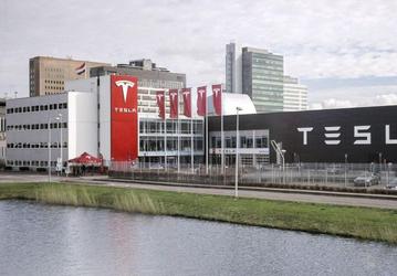 Снова в минус. Минувший квартал вернул Tesla в привычное убыточное состояние