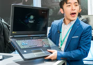 Acer Predator Helios 700 — игровой ноутбук за 200 000 рублей, клавиатуру которого можно сдвигать