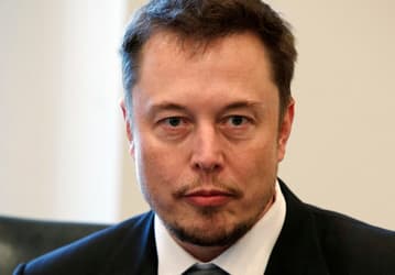 Маску все же придется ответить в суде за то, что он назвал спасателя педофилом