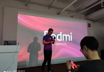 В Китае уже представили смартфоны Redmi K20 и K20 Pro, и даже показали смартфон без задней панели