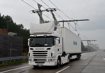 Германия тестирует первый участок eHighway на автобане