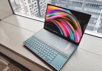 Когда одного экрана мало. Ноутбук Asus ZenBook Pro Duo оснащен дисплеем OLED диагональю 15,6 дюйма и 14-дюймовым экраном IPS