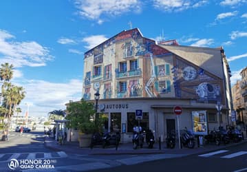 Фотогалерея дня: 48-мегапиксельные снимки с камеры смартфона Honor 20 Pro, который метит в лидеры DxOMark