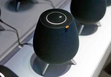 Почти готова. Умная колонка Samsung Galaxy Home не отменена и должна выйти в ближайшее время