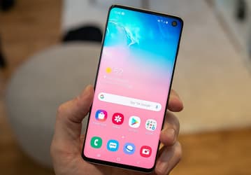 Флагманский смартфон Samsung Galaxy S11 получит скрытую камеру под экраном 