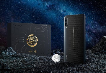 Vivo iQoo Space Knight Limited Edition содержит металлическую пластину с космического корабля Шэньчжоу