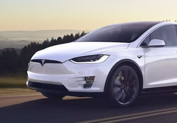Apple чуть было не купила Tesla
