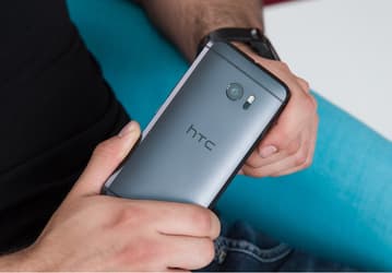 Дела всё хуже. Чистый убыток HTC почти сравнялся с выручкой