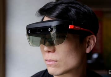 Гарнитура виртуальной и дополненной реальности Lenovo ThinkReality A6 предназначена для предприятий