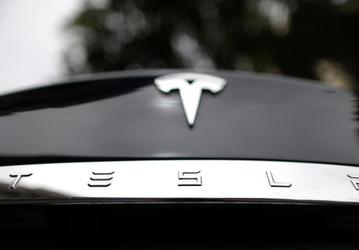 Tesla предсказывает скорый дефицит полезных ископаемых, необходимых для аккумуляторов электромобилей