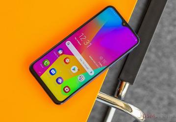 Samsung ответил на 10 млн Redmi Note 7 данными о продажах Galaxy M10, M20 и M30