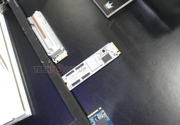 Твердотельный накопитель Galax HOF E16 с интерфейсом PCIe 4.0 x4  имеет необычную окраску