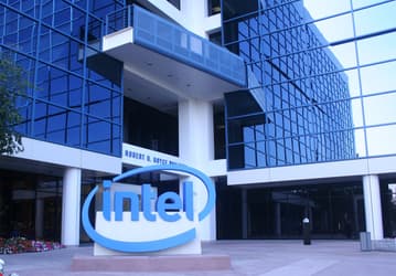 В Intel придумали, как противостоять успехам AMD