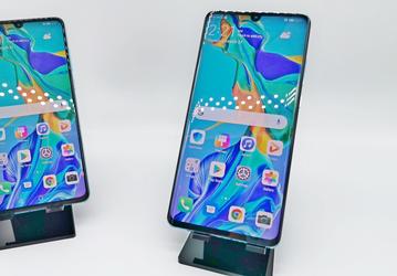 Huawei пообещала вернуть деньги за смартфоны, если перестанут работать приложения Google, Facebook, Instagram и WhatsApp