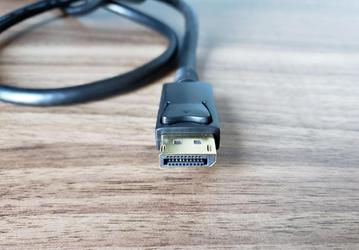 DisplayPort 2.0 троекратно превосходит своего предшественника по пропускной способности, поддерживая разрешения более 8К