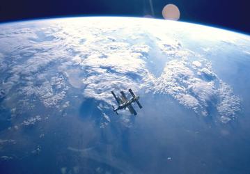 NASA открывает МКС для туристов