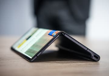 Гибкий смартфон Huawei Mate X выйдет не позже сентября и точно будет работать на ОС Android 