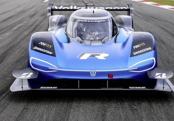 Электрический гоночный автомобиль Volkswagen I.D. R установил новый рекорд
