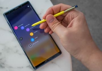 Сомнений больше нет. Глава Samsung дважды подтвердил название флагманского планшетофона Galaxy Note10