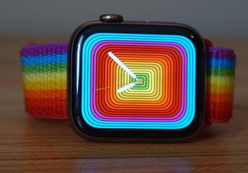 Умные часы Apple Watch с экраном microLED могут выйти в следующем году