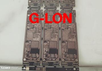 Живые фото печатных плат для смартфонов iPhone XI