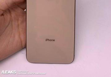 Китайцы уже скопировали iPhone XI. Желающие могут приобрести клон на Android
