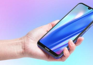 Смартфон Honor Play 8 получился дешёвым, но у него не самая лучшая платформа MediaTek