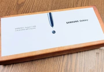Samsung очень оригинально оформила приглашение на премьеру Galaxy Note 10