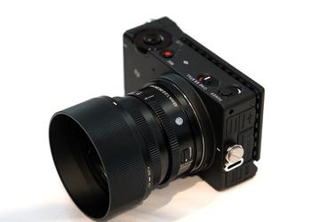 Анонсирован выпуск сверхкомпактной полнокадровой камеры Sigma fp с креплением L