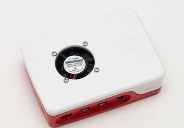 Одноплатный ПК Raspberry Pi 4 весьма склонен к перегреву